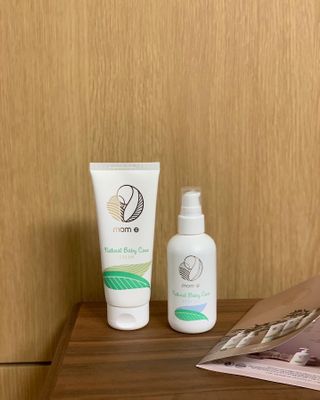 mom e 맘이 내추럴 베이비 케어 크림+바디오일 — 5점을 준 리뷰어가 2021년 1월 올린 사용 사진