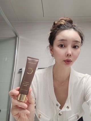 산다화 비타민C 화이트닝 크림 — 5점을 준 리뷰어가 2023년 5월 올린 사용 사진
