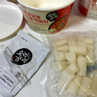 나우  [요리궁리] 매콤달콤 꽃떡볶이 6개입 세트 — 4점을 준 리뷰어가 2025년 1월 올린 사용 사진