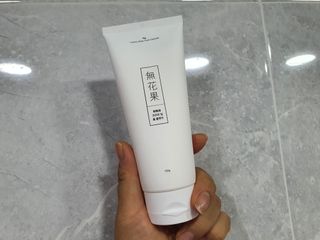 [베러오리진] 무화과 크리미 딥 폼 클렌저/피부 노폐물 & 미세먼지 99 세정 인증 민감성 피부 무자극 인증 — 5점을 준 리뷰어가 2021년 11월 올린 사용 사진