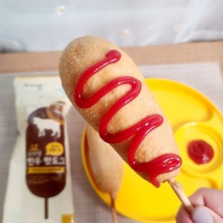 오마뎅 한우핫도그 — 4점을 준 리뷰어가 2021년 7월 올린 사용 사진