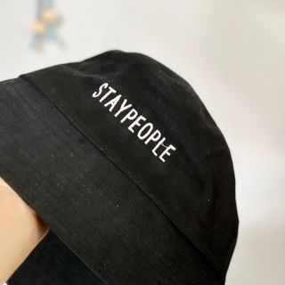 [스테이피플] STAYPEOPLE BUCKET HAT (BLACK) — 5점을 준 리뷰어가 2022년 9월 올린 사용 사진