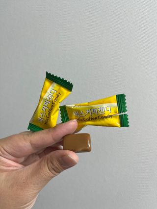 (주) 피치코리아 믹스커피캔디76g x2개입 — 4점을 준 리뷰어가 2022년 11월 올린 사용 사진