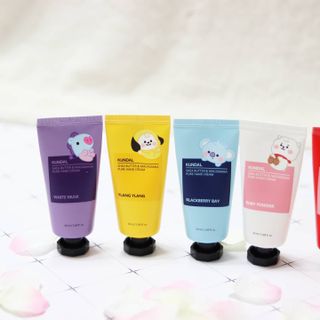 쿤달 BT21 시어버터 앤 마카다미아 퓨어 핸드크림 50ml 7구 기프트 세트 — 5점을 준 리뷰어가 2021년 3월 올린 사용 사진