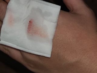 [후르디아] 눈시림없는 올영 립앤아이 리무버 — 5점을 준 리뷰어가 2024년 2월 올린 사용 사진