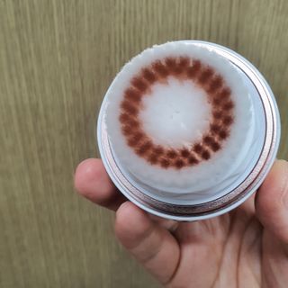 디하우트 랩 디하우트랩 클렌징 피부관리기 진동클렌저 실리콘+2종 인조모 브러시 — 5점을 준 리뷰어가 2021년 11월 올린 사용 사진