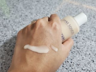 산수시 데포 세럼 수분 물광 비타민 에센스 50ml 기초화장품 — 5점을 준 리뷰어가 2021년 6월 올린 사용 사진