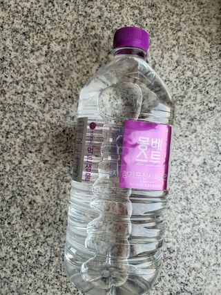 몽베스트 MONTBEST 1L 12입 — 5점을 준 리뷰어가 2022년 3월 올린 사용 사진