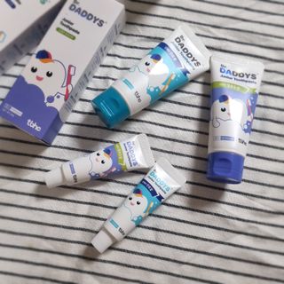 닥터데디스 안심불소 튼튼치약(청포도, 민트 중 택 1) 60g + 여행용 미니 치약 15g — 5점을 준 리뷰어가 2022년 10월 올린 사용 사진