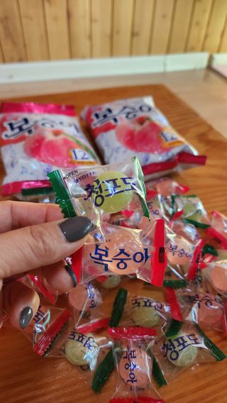청포도캔디 복숭아캔디 — 5점을 준 리뷰어가 2022년 11월 올린 사용 사진