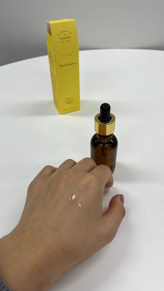 스킨큐어 산다화 비타민c 화이트닝 에센스 30ml — 5점을 준 리뷰어가 2023년 12월 올린 사용 사진