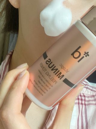 아이디플라코스메틱 아이디 브이로직 마이너스 필링 토너 110ml — 5점을 준 리뷰어가 2022년 1월 올린 사용 사진