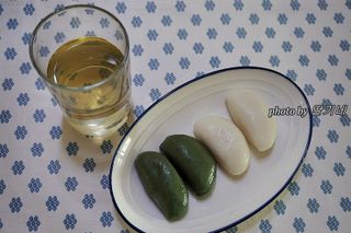 종로복떡방 레트로 3총사 바람떡 세트 — 5점을 준 리뷰어가 2021년 4월 올린 사용 사진