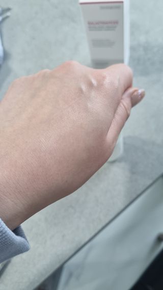 오투에니원 갈락토미세스 리바이탈라이징 프리미엄 화이트닝 에센스 50ml — 4점을 준 리뷰어가 2023년 1월 올린 사용 사진