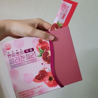 헬스업_쁘띠쁘띠석류콜라겐젤리_20g x 14포 — 5점을 준 리뷰어가 2021년 1월 올린 사용 사진