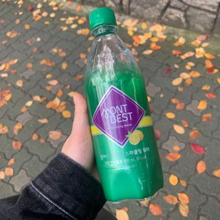 몽베스트 Montbest with Sparkling water Lemon OR Lime 20병(랜덤) — 4.5점을 준 리뷰어가 2021년 10월 올린 사용 사진