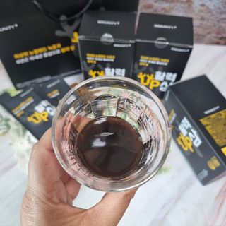 [이뮤니티플러스] 최고급녹용과 국내산 6년근 홍삼으로 활력업!!_ 활력UP삼 30포 1box — 5점을 준 리뷰어가 2022년 5월 올린 사용 사진