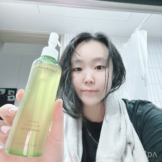 스킨큐어 산다화 순한 클렌징 동백 오일 200ml — 4점을 준 리뷰어가 2023년 3월 올린 사용 사진
