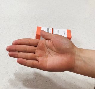 썸헤어 / SUMHAIR 썸헤어 실키 테라피 헤어 에센스 — 5점을 준 리뷰어가 2021년 4월 올린 사용 사진