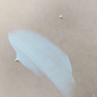 mom e 맘이 내추럴 베이비 케어 크림+바디오일 — 5점을 준 리뷰어가 2021년 1월 올린 사용 사진