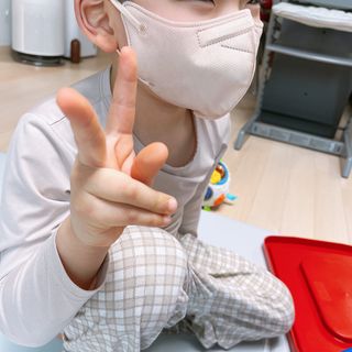 애니가드키즈 새부리형  소형L 5컬러 각 10매입 [크리미베이지, 코튼핑크, 블루레이크, 페일로즈, 민트그린] — 5점을 준 리뷰어가 2022년 2월 올린 사용 사진