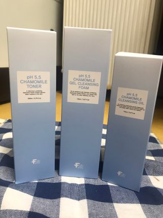 페브유 / FABYOU 페브유 pH5.5 캐모마일 젤 클렌징 폼 + 클렌징 오일 + 토너 3종 세트 — 4점을 준 리뷰어가 2021년 6월 올린 사용 사진