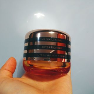 자민경 크레마카라콜 울트라 프로폴리스 하이드라 인텐스 크림 50ml — 5점을 준 리뷰어가 2020년 12월 올린 사용 사진