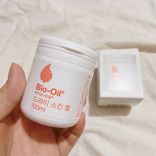 바이오오일 [바이오-오일] 드라이 스킨 젤 100ml — 5점을 준 리뷰어가 2021년 6월 올린 사용 사진