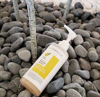 랑벨 내츄럴 딥 포어 클렌저 210ml (저자극 약산성 천연 클렌징 젤) — 4점을 준 리뷰어가 2022년 4월 올린 사용 사진