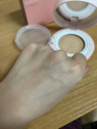 [크리스앤릴리] 내츄럴 글로우 97쿠션 — 4점을 준 리뷰어가 2022년 9월 올린 사용 사진