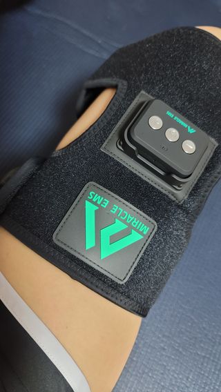 미라클헬스케어 부위별 EMS 저주파 마사지기 5종 — 5점을 준 리뷰어가 2023년 3월 올린 사용 사진