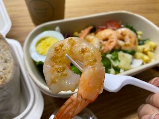 [실리그린] 샐러드 택1 + 샌드위치 택1 + 아메리카노1 — 4점을 준 리뷰어가 2021년 4월 올린 사용 사진