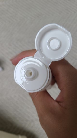 피지오겔 레드수딩 시카밸런스 크림 50ml — 5점을 준 리뷰어가 2022년 4월 올린 사용 사진