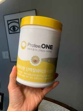 프로티원 단백질쉐이크 곡물맛 2주분 1통+보틀 — 4점을 준 리뷰어가 2021년 4월 올린 사용 사진