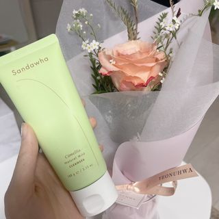 스킨큐어 산다화 울트라 젠틀 약산성 세안제 — 5점을 준 리뷰어가 2023년 3월 올린 사용 사진