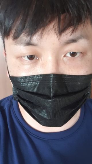 에어에이드 컬러 덴탈 마스크 — 4점을 준 리뷰어가 2021년 8월 올린 사용 사진