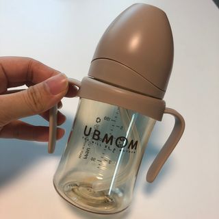 유비맘 샘방지 PPSU 빨대컵_컬러 랜덤 발송 — 5점을 준 리뷰어가 2020년 12월 올린 사용 사진