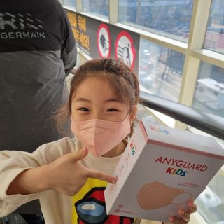 애니가드키즈 새부리형  소형L 5컬러 각 10매입 [크리미베이지, 코튼핑크, 블루레이크, 페일로즈, 민트그린] — 5점을 준 리뷰어가 2022년 2월 올린 사용 사진