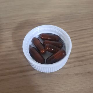 프리마인 홍삼의 강력한 에너지, 이제는 흡수율을 높인 최첨단 캡슐로 간편하게 초고속 충전하세요. — 5점을 준 리뷰어가 2022년 3월 올린 사용 사진