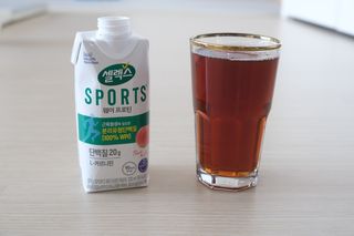 셀렉스스포츠 셀렉스 스포츠 웨이 프로틴 복숭아_ 330ml x 12팩 — 4.5점을 준 리뷰어가 2021년 10월 올린 사용 사진