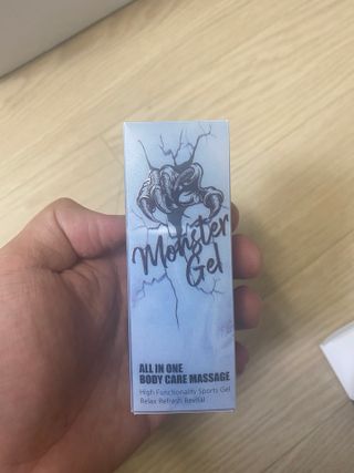 [바록스] 류현진 올인원 바디릴렉싱 몬스터겔 50ml — 4.5점을 준 리뷰어가 2021년 4월 올린 사용 사진