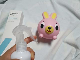 브이쉴드 살균 스프레이 300ml — 5점을 준 리뷰어가 2021년 7월 올린 사용 사진