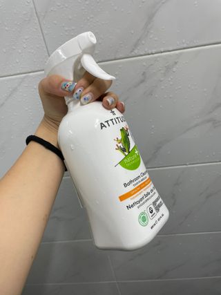에티튜드 천연 욕실 클리너 시트러스제스트 향 (800ml) — 3.5점을 준 리뷰어가 2022년 9월 올린 사용 사진