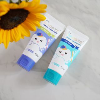 닥터데디스 안심불소 튼튼치약(청포도, 민트 중 택 1) 60g + 여행용 미니 치약 15g — 5점을 준 리뷰어가 2022년 9월 올린 사용 사진