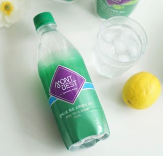 몽베스트 Montbest with Sparkling water Plain 20병 — 5점을 준 리뷰어가 2021년 11월 올린 사용 사진