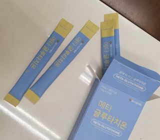 메타웰빙 GC녹십자웰빙 메타 글루타치온 — 4.5점을 준 리뷰어가 2022년 10월 올린 사용 사진