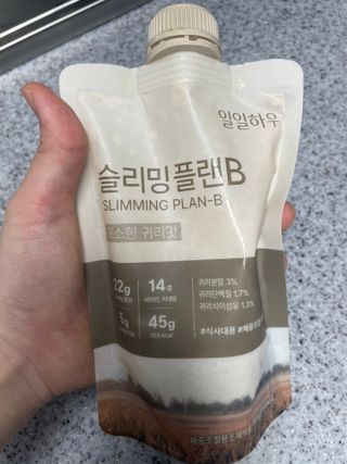일일하우 슬리밍 플랜B 고소한 귀리맛, 진한 카카오맛 (체중조절식) — 5점을 준 리뷰어가 2023년 7월 올린 사용 사진