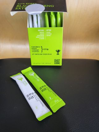 블랙37 골프할 때 골삼 흑삼젤리스틱 20g x 10포 — 5점을 준 리뷰어가 2022년 4월 올린 사용 사진
