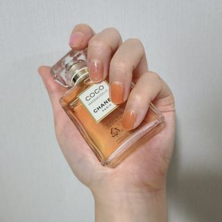데싱디바 글레이즈 젤네일 별빛유리네일 6종_랜덤발송 — 5점을 준 리뷰어가 2021년 8월 올린 사용 사진