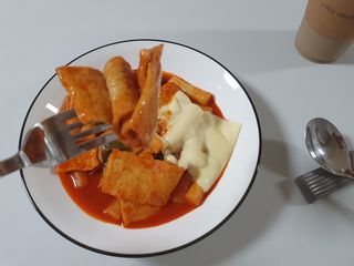 응큼떡볶이 — 5점을 준 리뷰어가 2021년 3월 올린 사용 사진